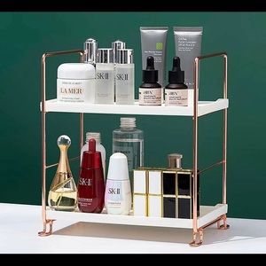Double layer cosmetic storage rack